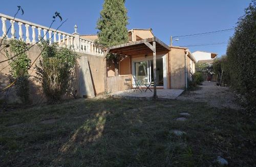 Laroque House | La Frigoule Maison T2 avec entrée, jardin et parking indépendants