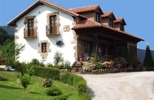 Barrio de Arriba Cottage | La Fuente Apartment for 2 people with whirlpool