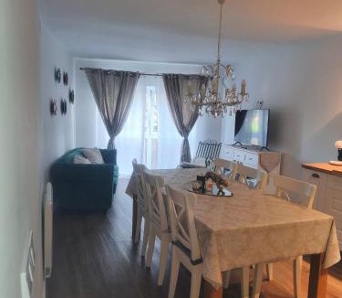 Sant Marti de Tous House | La fulla verda