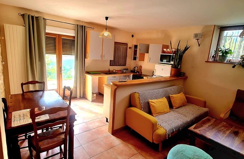 Saint-Pierre-de-Chartreuse Apartment | La Grange Doman Gîte