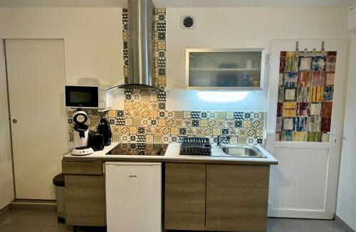 Saint-Hippolyte Apartment | La galerie du peintre