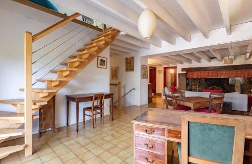 Saint-Barthelemy-Grozon House | La Gabbro