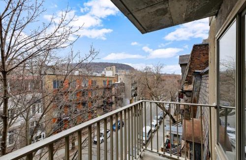 Milton Park Apartment | La Galerie Luxe 1BR King Bed Parking Inc