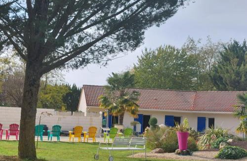 Neuville-de-Poitou House | La Galerne