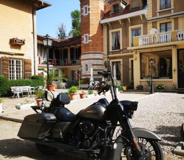 Charancieu House | La Garde Chambres d'hôtes