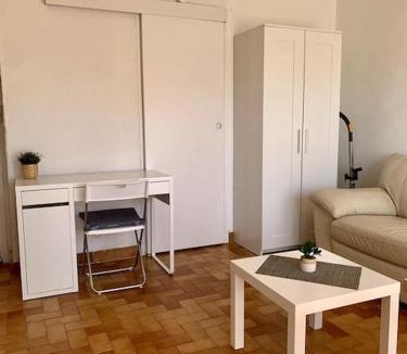 La Garde Apartment | La Garde : joli studio dans résidence