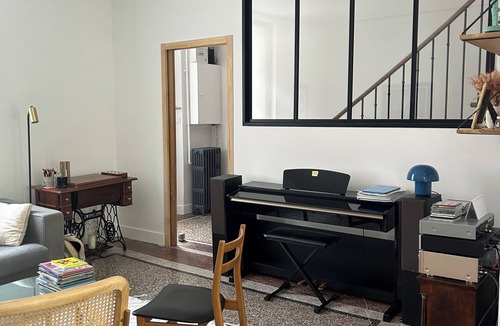 Saint-Martin House | La Gare - Town house with terrace.
