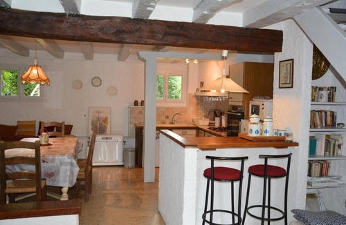 Saint-Salvy-de-la-Balme House | La Garrigue small gîte