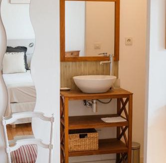 Galargues Bed & Breakfast | La Garrigue