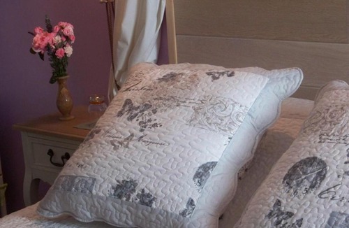 Tillieres Bed & Breakfast | La Genoise