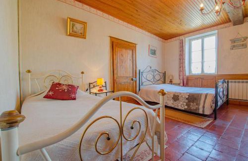 Briel-sur-Barse House | La germ'alice