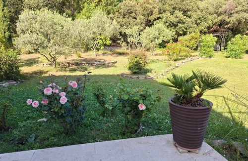 Saumane-de-Vaucluse Villa | La Gloriette