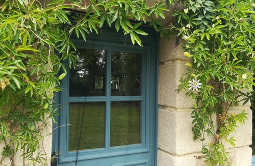 Plouagat House | La Glycine