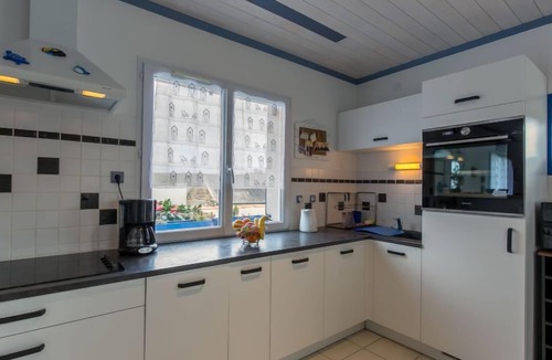 Lampaul-Plouarzel House | La Glycine by Interhome