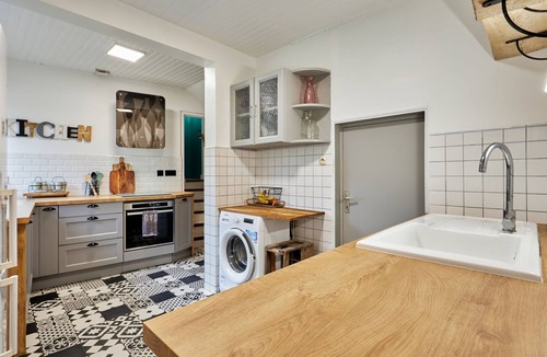 Glatigny House | La Glycine by Interhome