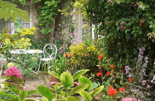 Asnelles House | la glycine