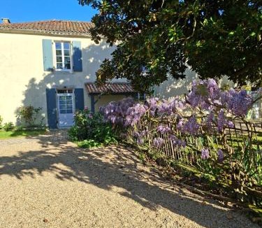 Lucon House | La Glycine, Maison de vacances à Luçon en Sud Vendée au calme