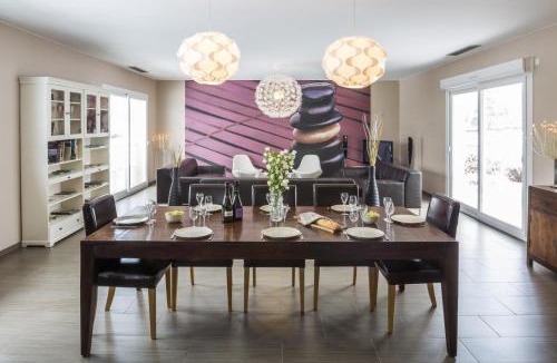 Baroville House | La goutte d'or