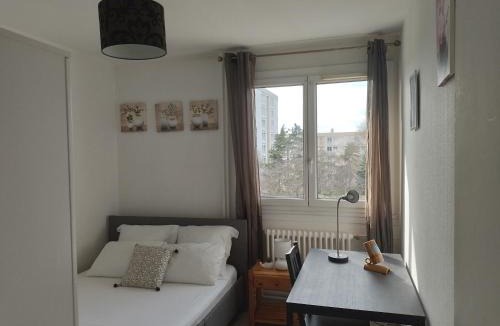 Vaulx En Velin Village Apartment | La Grâce