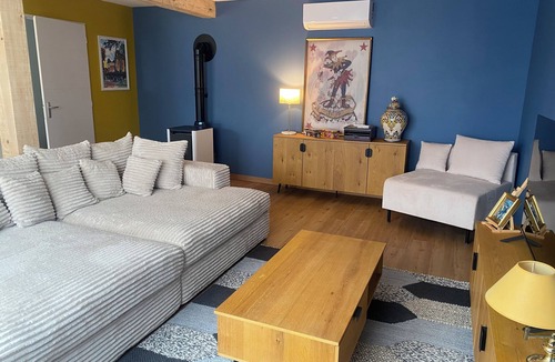 Saint-Germain-des-Fosses House | La grange des pépettes