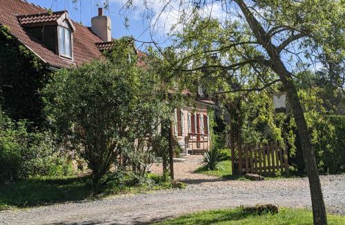 Cromac House | La Grace Les Trois Petites Maisons