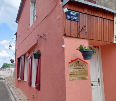 Pont-sur-Yonne Apartment | La graineterie89