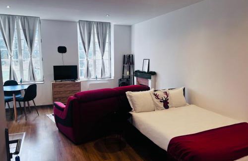 Combleux Apartment | La Grand Maison