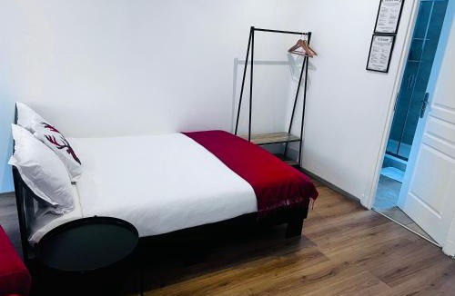 Combleux Apartment | La Grand Maison
