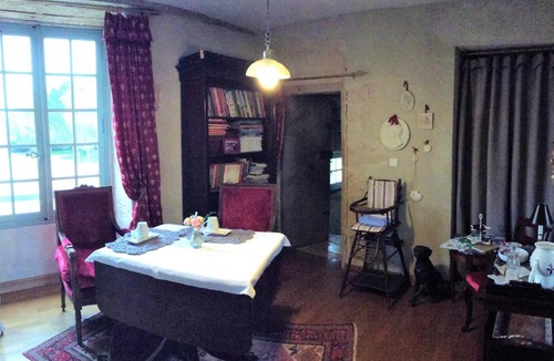 Vorly Bed & Breakfast | La grand' maison