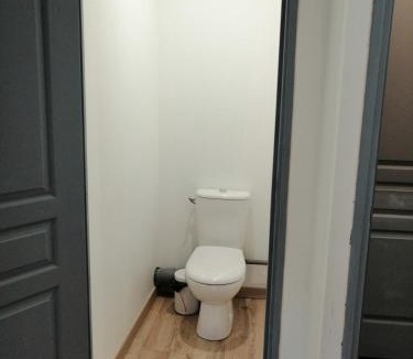 Saint-Jean-en-Royans Apartment | la grande chambre