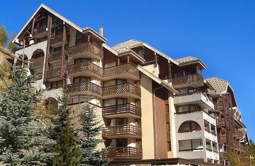 Mont-de-Lans Apartment | La Grande Chaume by Interhome