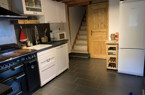 Montreux Ski Chalet | La Grande Garde Chalet en pleine nature