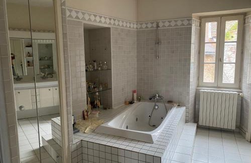 Chambon-sur-Voueize House | La Grande Maison