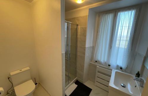 Pas-de-Jeu Bed & Breakfast | La Grande Maison