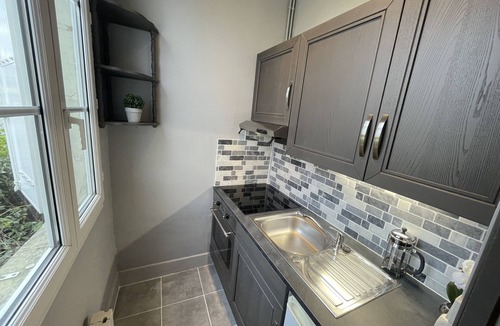 Pas-de-Jeu House | La Grande Maison