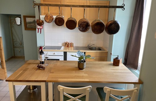 Pas-de-Jeu House | La Grande Maison