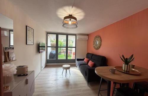 La Petite Motte Apartment | La Grande Motte - Studio double cabine 4-5p - Plage à pied - Parking privé - Terrasse
