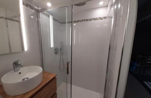 Sevremoine Bed & Breakfast | La Grande Rivière piscine partagée