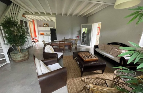 Labastide-Villefranche House | La Grange: Between sea and mountains, spacious gîte with private pool.