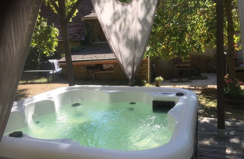 Saint-Sernin-du-Plain Cottage | La Grangette en Bourgogne