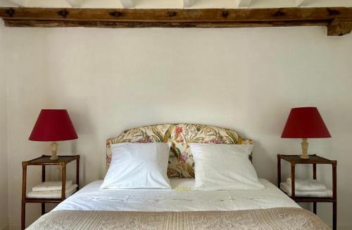 Chateau-Renard Apartment | La Grange à Grains - Château-Renard