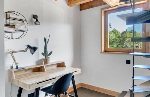 Myans House | LA GRANGE A ROGER - MYANS