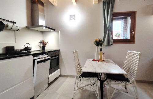 Laroque-des-Alberes Cottage | La Grange aux Hirondelles, cottage for 2 near Collioure and Argelès-sur-Mer