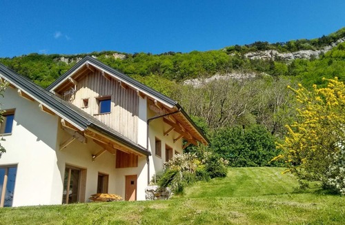 Montagnole House | LA Grange AUX Ecureuils 6 Pers
