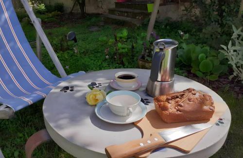 Mouzieys-Panens Bed & Breakfast | La Grange aux Livres
