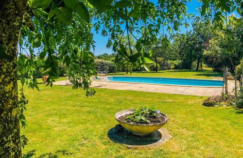 Berthenay House | La Grange aux Moines