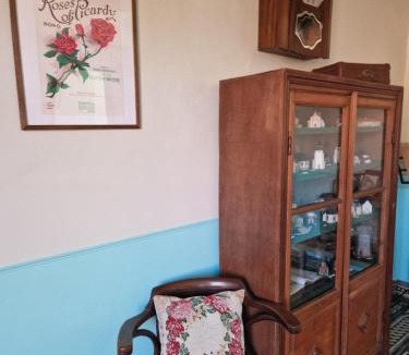 Bus-les-Artois House | La Grange aux Tommies-Pays du Coquelicot-Somme Battlefields