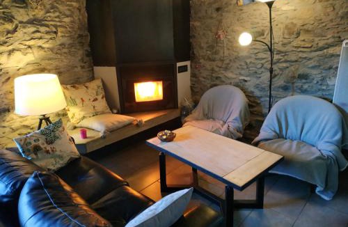 Saint-Aventin House | la grange avec spa