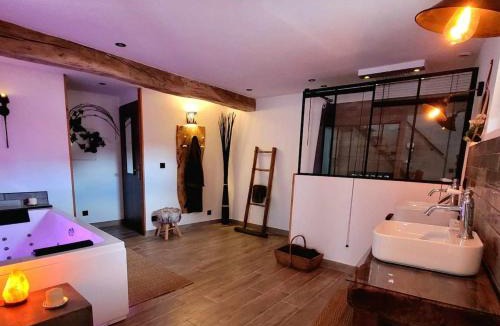 Magnieu House | La Grange Cal'Ain