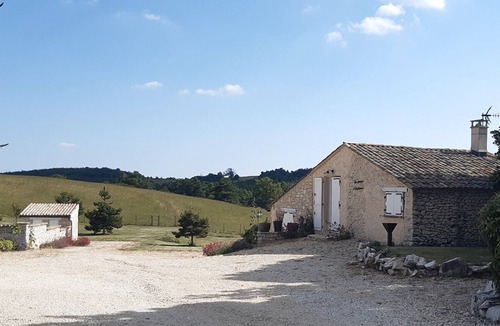 Redortiers Apartment | La grange d'anthounin